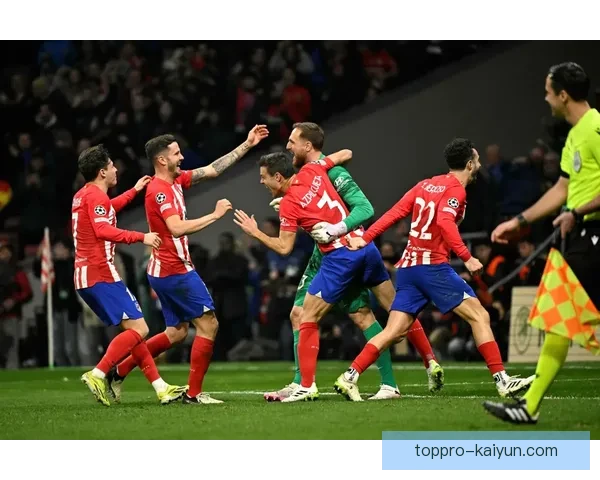 英超劲旅对决中球队表现稳健，战术较量备受期待